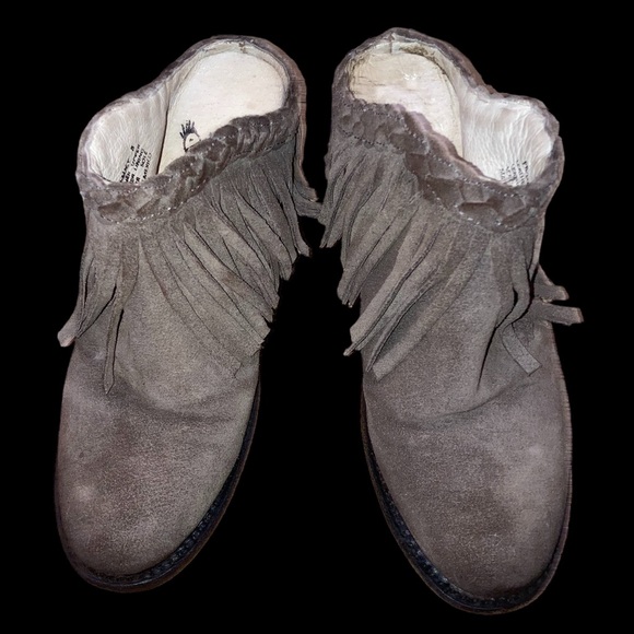 Freebird LUCY Western Fringe Leather Suede Booties. Size 8. - Picture 3 of 8